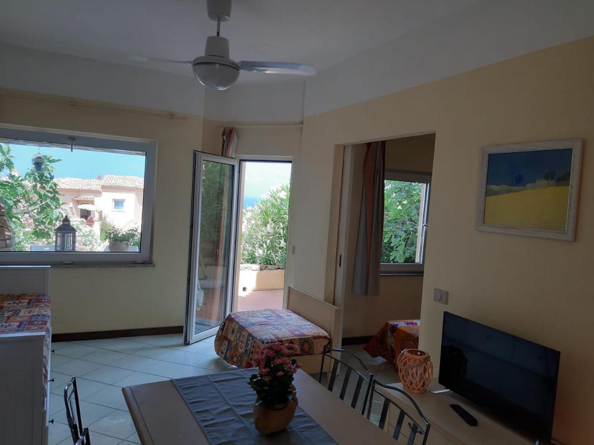 Appartamento Panoramico Calarossa Sardegna Isola Rossa Buitenkant foto