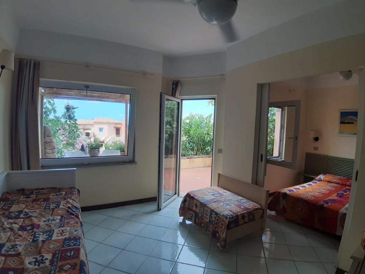 Appartamento Panoramico Calarossa Sardegna Isola Rossa Buitenkant foto